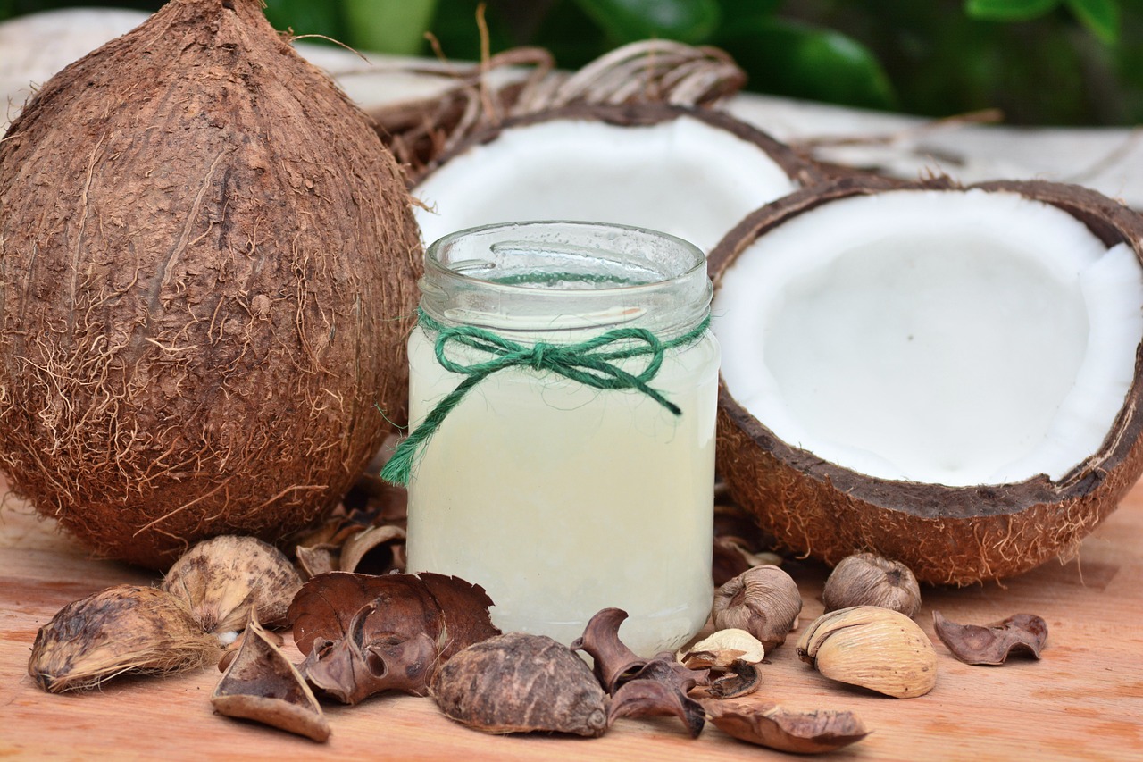 Nutritional Benefits - Coconut Oil: From Culinary Staple to Wellness Trend