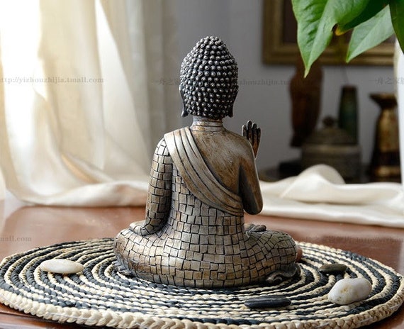 Meditation and Wellness Centers - Finding Serenity in the Mall's Quiet Corners