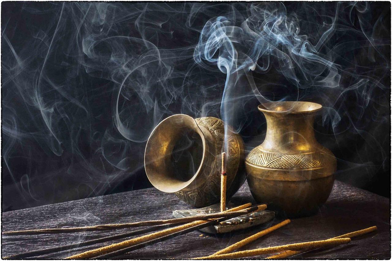 The Aromatic Tapestry of Culture - Cultural Influences on Fragrance