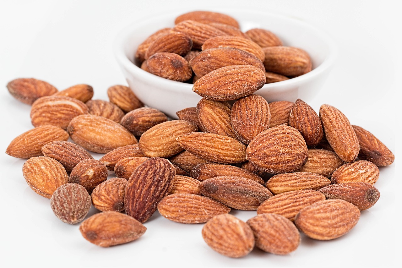 Nuts and Seeds - Low-Carb Options for Your On-the-Go Lifestyle