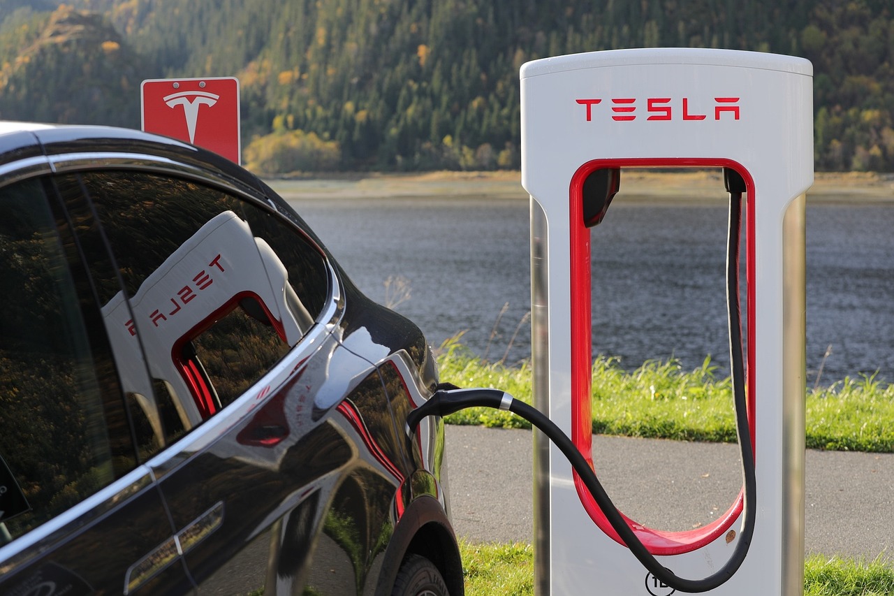 Building a Charging Infrastructure - The Impact of Tesla on the Electric Vehicle Industry