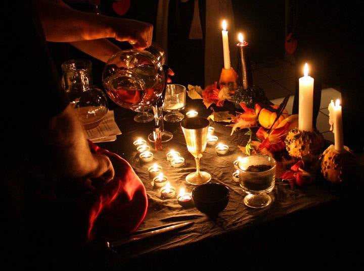 The Significance of Samhain Feasting - Samhain Feasts and Traditional Recipes for Sabbat Celebrations