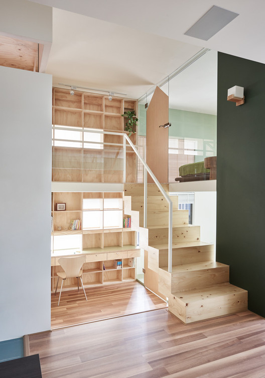 Smart Storage Solutions - Space-Saving Solutions for Cozy Spaces