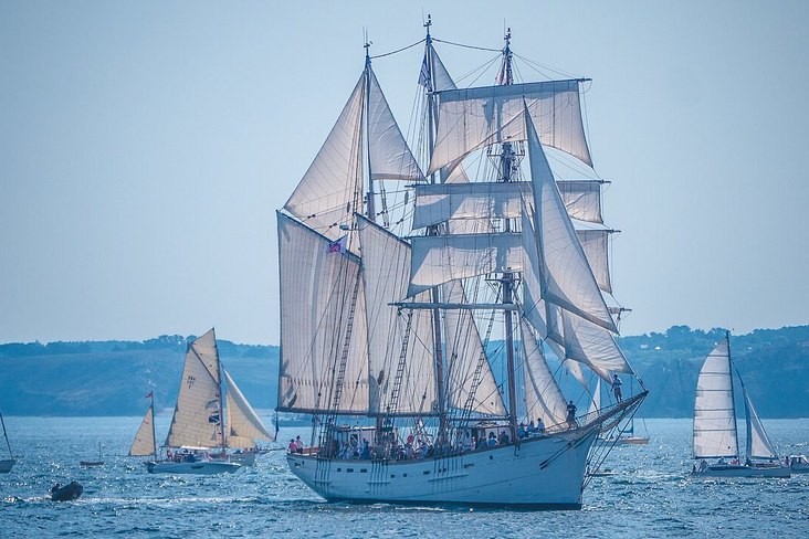 The Sailors: Navigators of History - Stories of Fishermen, Lobstermen, and Sailors