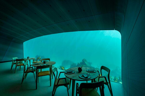 Underwater Dining in the Maldives - Unique Outdoor Dining Experiences Around the World