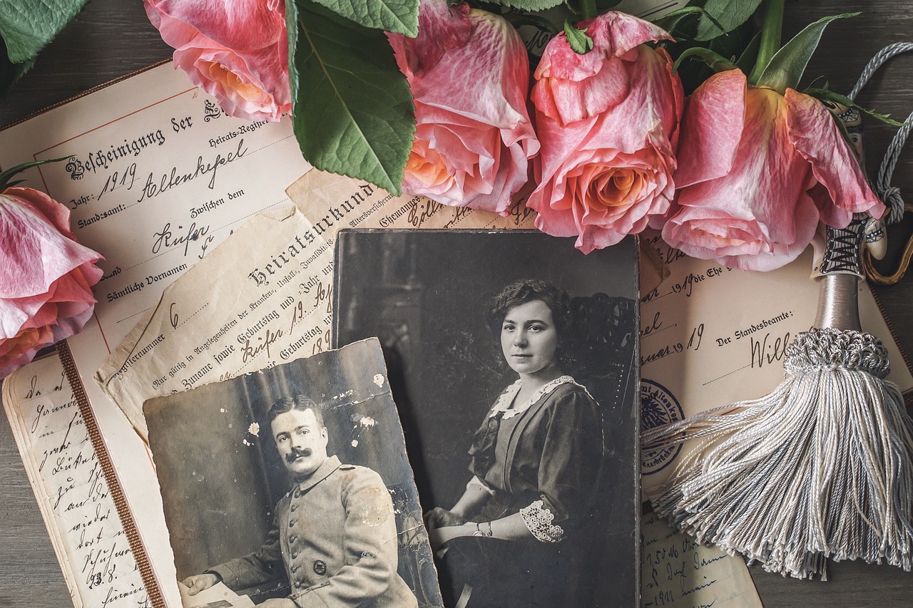 Share and Celebrate - Documenting Family History through Photos and Art